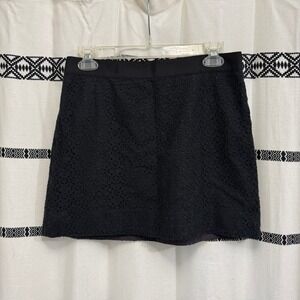 J.Crew Black Floral Lace Mini Skirt Size 2 – Lined, Elegant, Versatile‎
